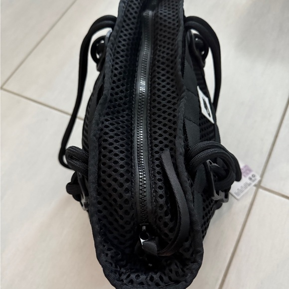 Nike Black Mesh Tote Bag - Picture 4 of 13